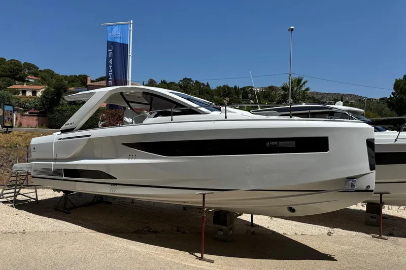  Yacht Photos Pics 2026 Jeanneau DB/37 IB luxury yacht displayed outdoors on a sunny day.