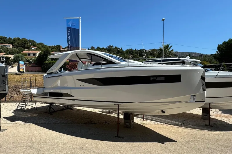  Yacht Photos Pics 2026 Jeanneau DB/37 IB boat displayed outdoors under clear blue sky.