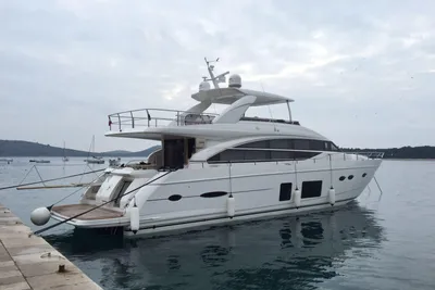 Princess 82