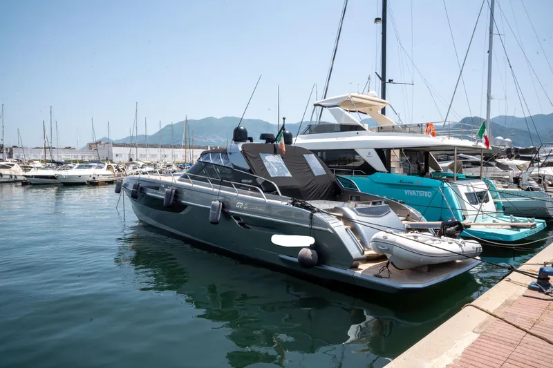 My Life Five III Yacht Photos Pics 