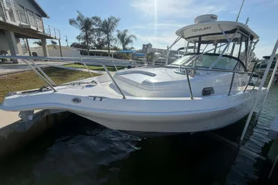 Century 3200 Center Console