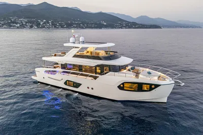 Absolute 70' Navetta