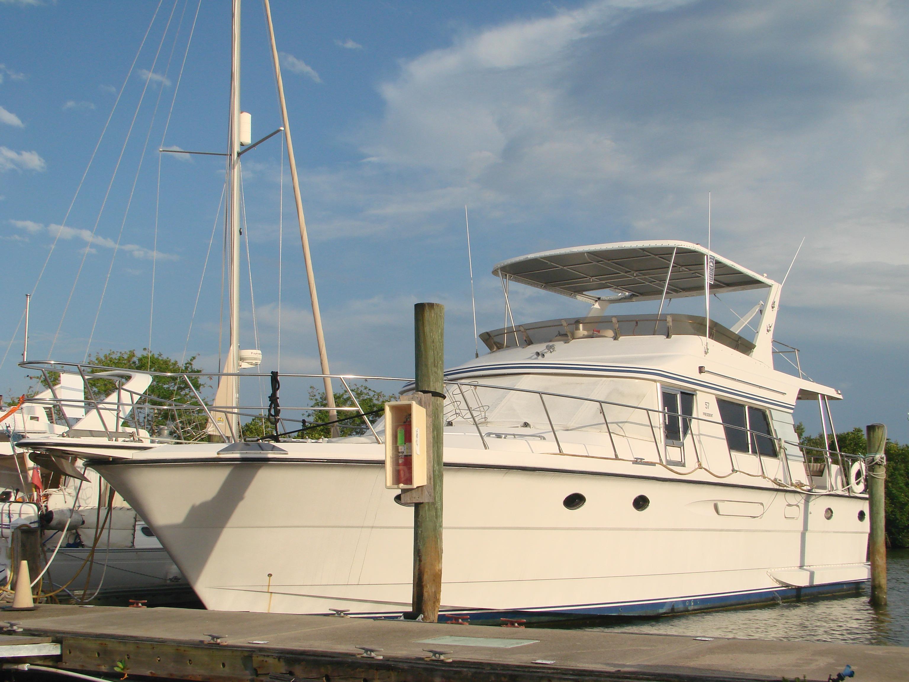 1989 millionaire coma yacht