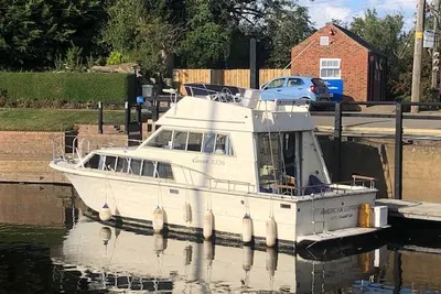 1981 Voyager Carver 3326