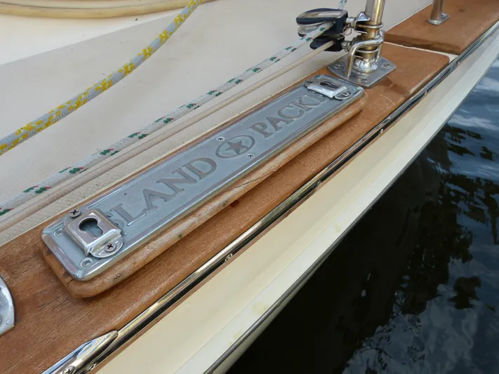 Lastochka Yacht Photos Pics 2000 Island Packet 420