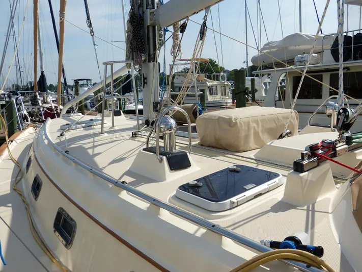 Lastochka Yacht Photos Pics 2000 Island Packet 420