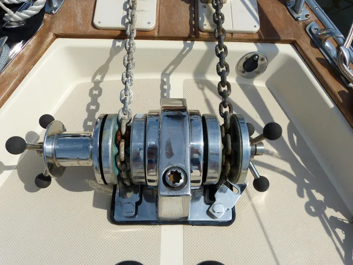 Lastochka Yacht Photos Pics 2000 Island Packet 420