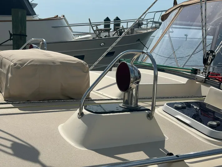 Lastochka Yacht Photos Pics 2000 Island Packet 420