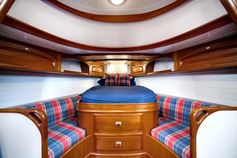 Encore Yacht Photos Pics Double Bed