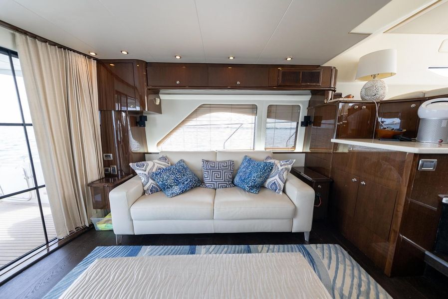 2007 Marquis 55 Motor Yacht