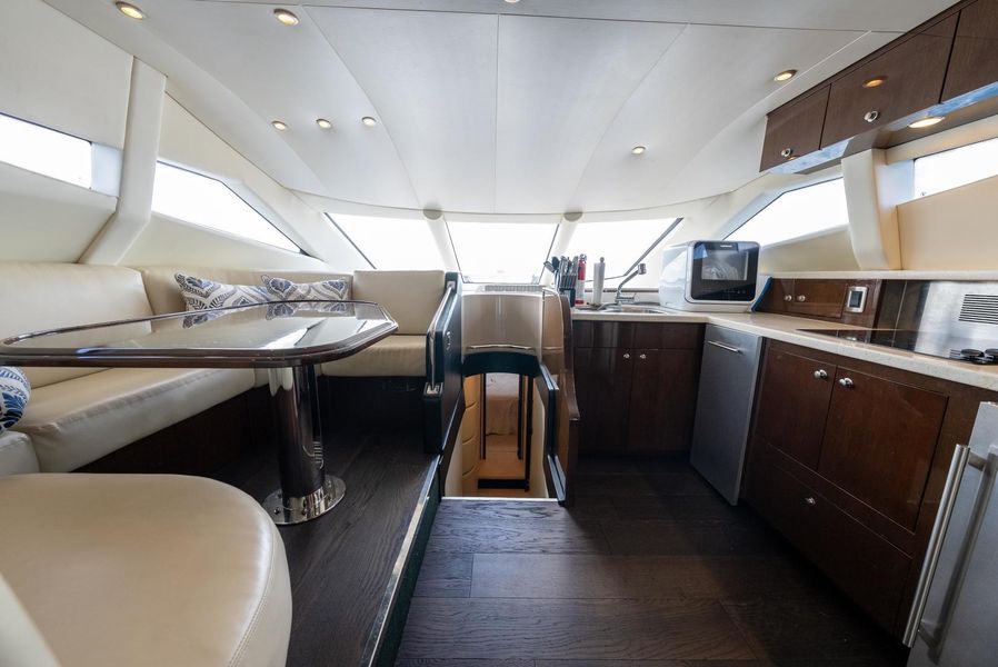 2007 Marquis 55 Motor Yacht