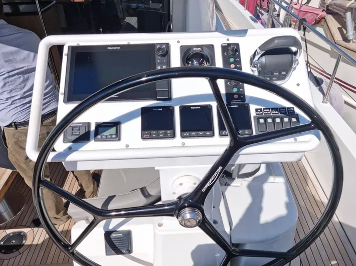 4767 Yacht Photos Pics 