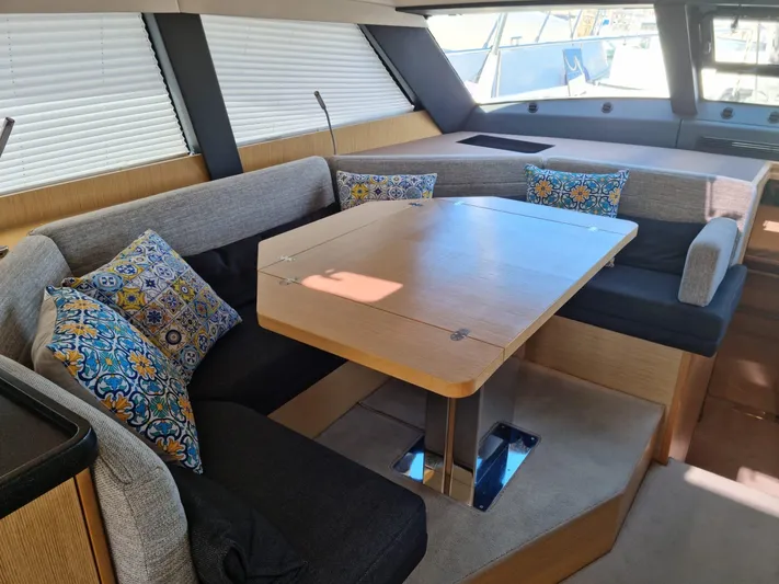 4767 Yacht Photos Pics 