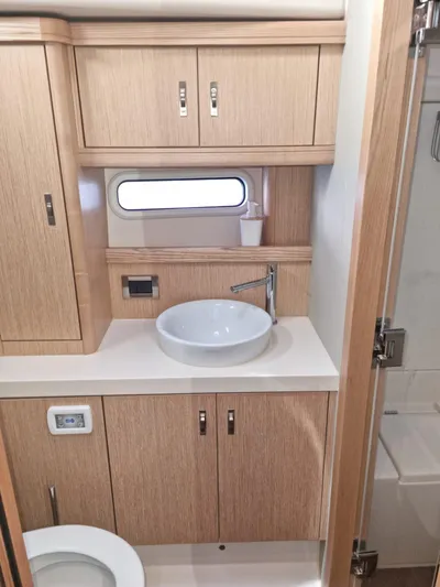 4767 Yacht Photos Pics 