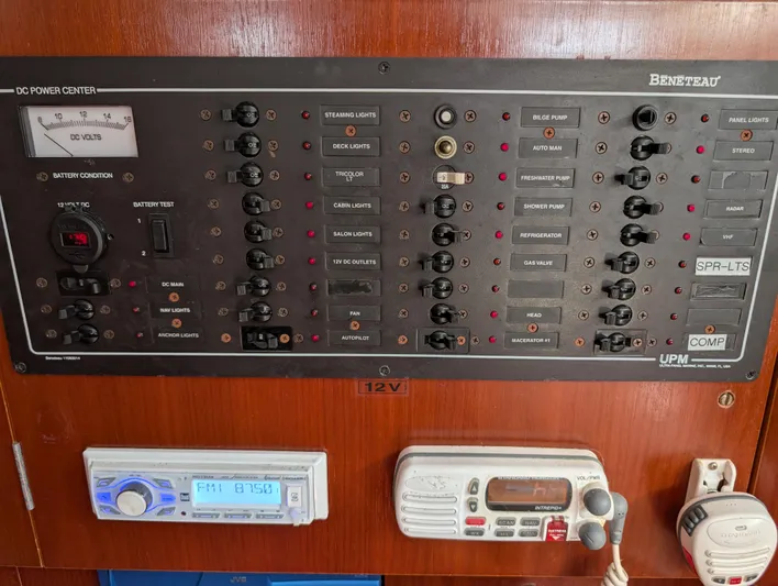 Seastar Yacht Photos Pics Electrical control panel on a 2003 Beneteau Oceanis 473 sailboat.