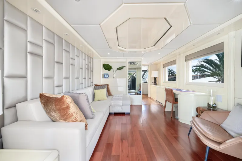 The Pearl Yacht Photos Pics Luxurious 1998 Intermarine 118 yacht interior with elegant seating and modern decor.