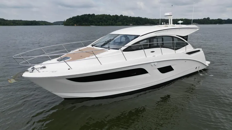Finale Yacht Photos Pics 