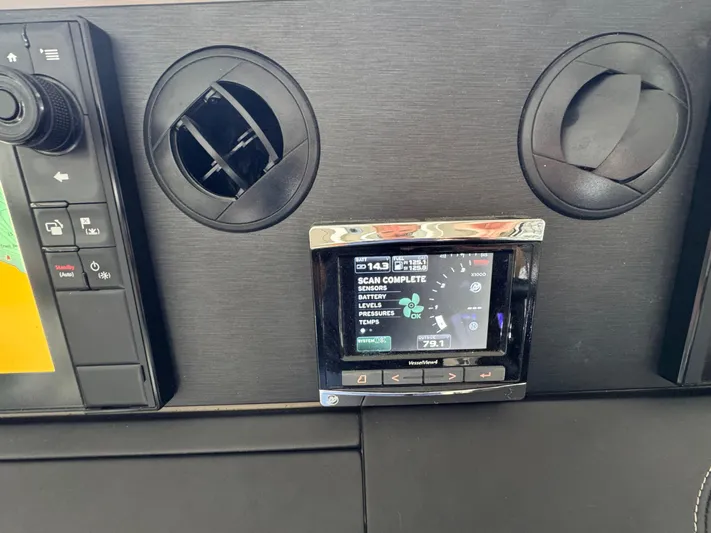 Finale Yacht Photos Pics 