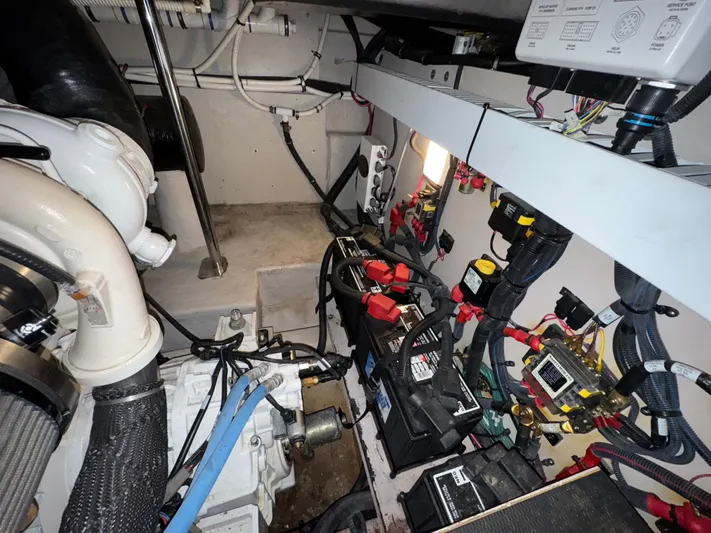 Finale Yacht Photos Pics 