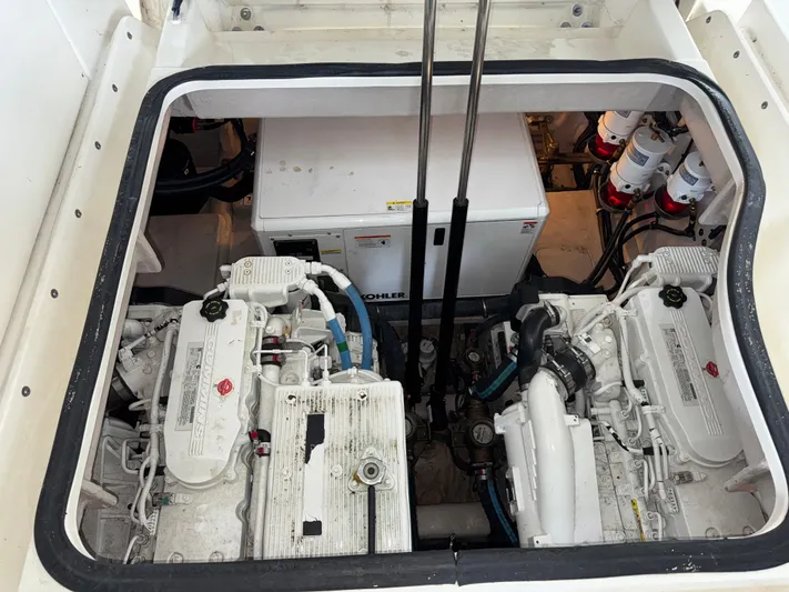 Finale Yacht Photos Pics 