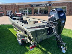 2006 Tracker GRIZZLY 1648 AWL boat with Mercury 25 EFI motor at Ted's Boatarama.