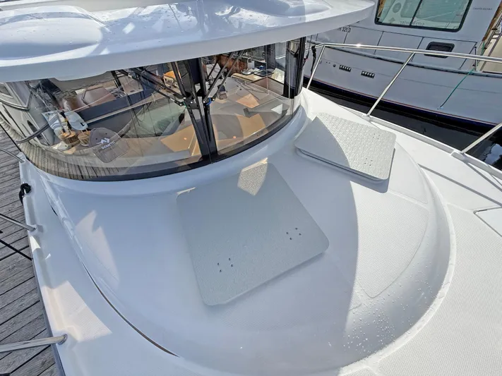 Salty Growler Yacht Photos Pics 