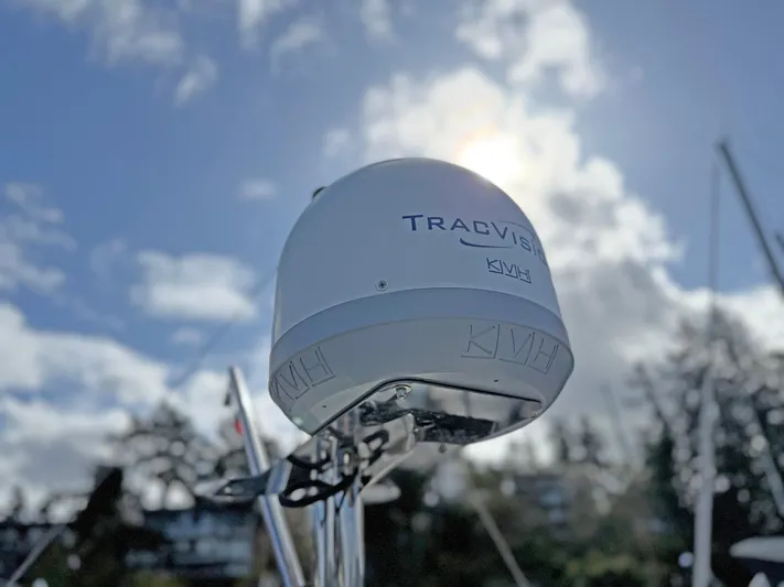 Salty Growler Yacht Photos Pics 