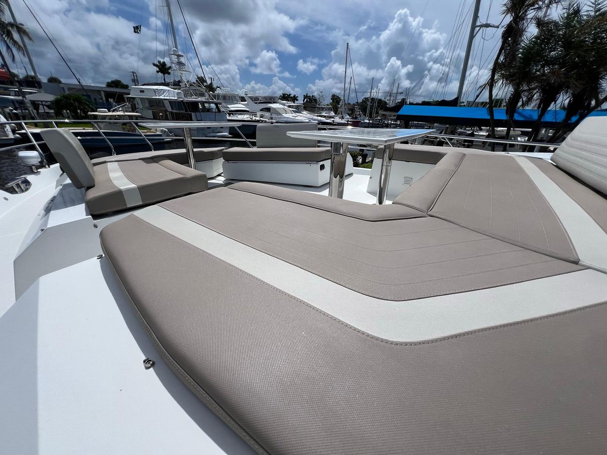2020 Galeon 68 