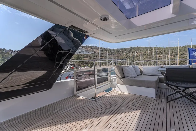  Yacht Photos Pics Luxurious Sunreef 60 Power yacht deck with modern seating, 2023 model.