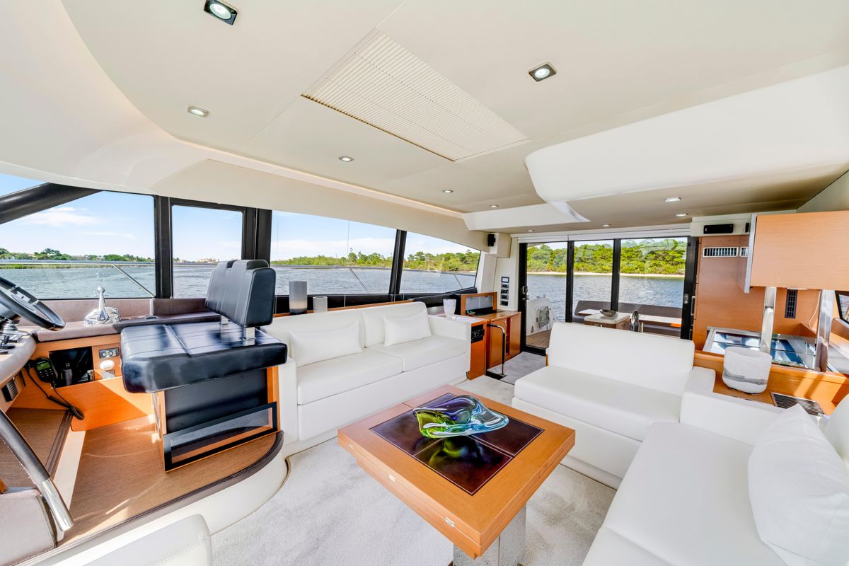 2017 Prestige 56 