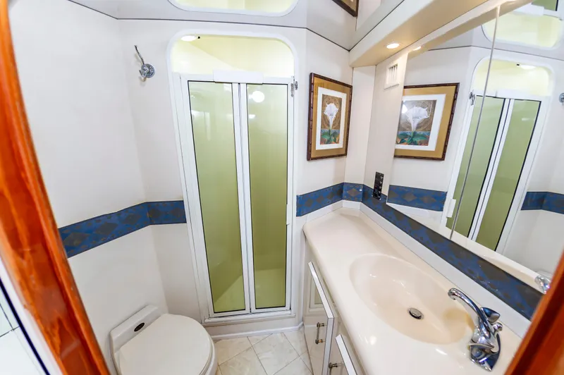 Carolina Lady Yacht Photos Pics 