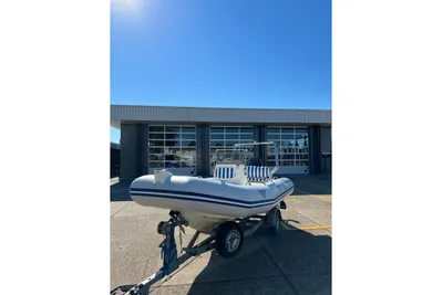 2001 Zodiac Medline 1