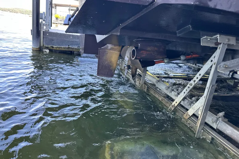  Yacht Photos Pics Underwater view of a 2004 Sea Ray 380 Sundancer boat propeller and lift system.
