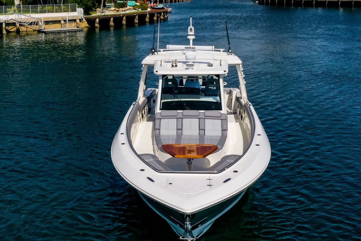 2024 Boston Whaler 42 