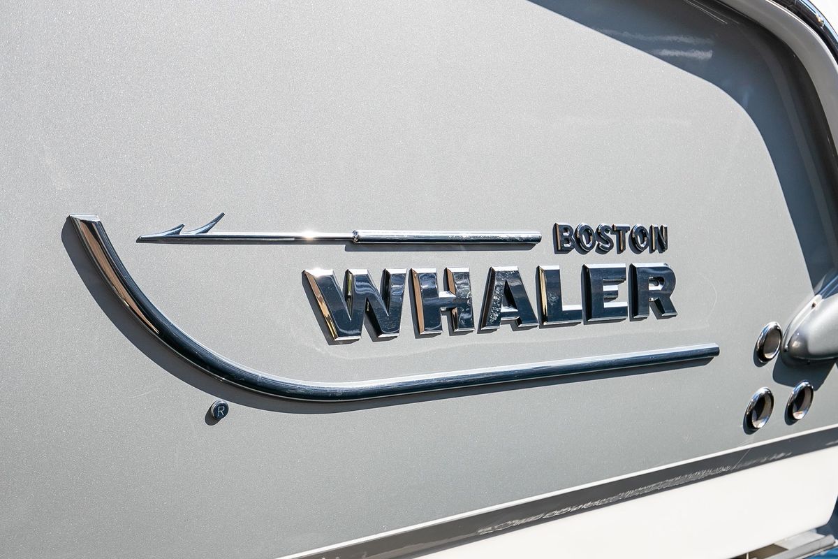 2024 Boston Whaler 42 