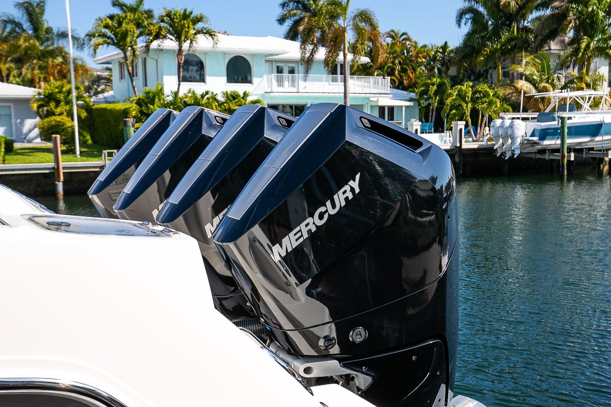 2024 Boston Whaler 42 