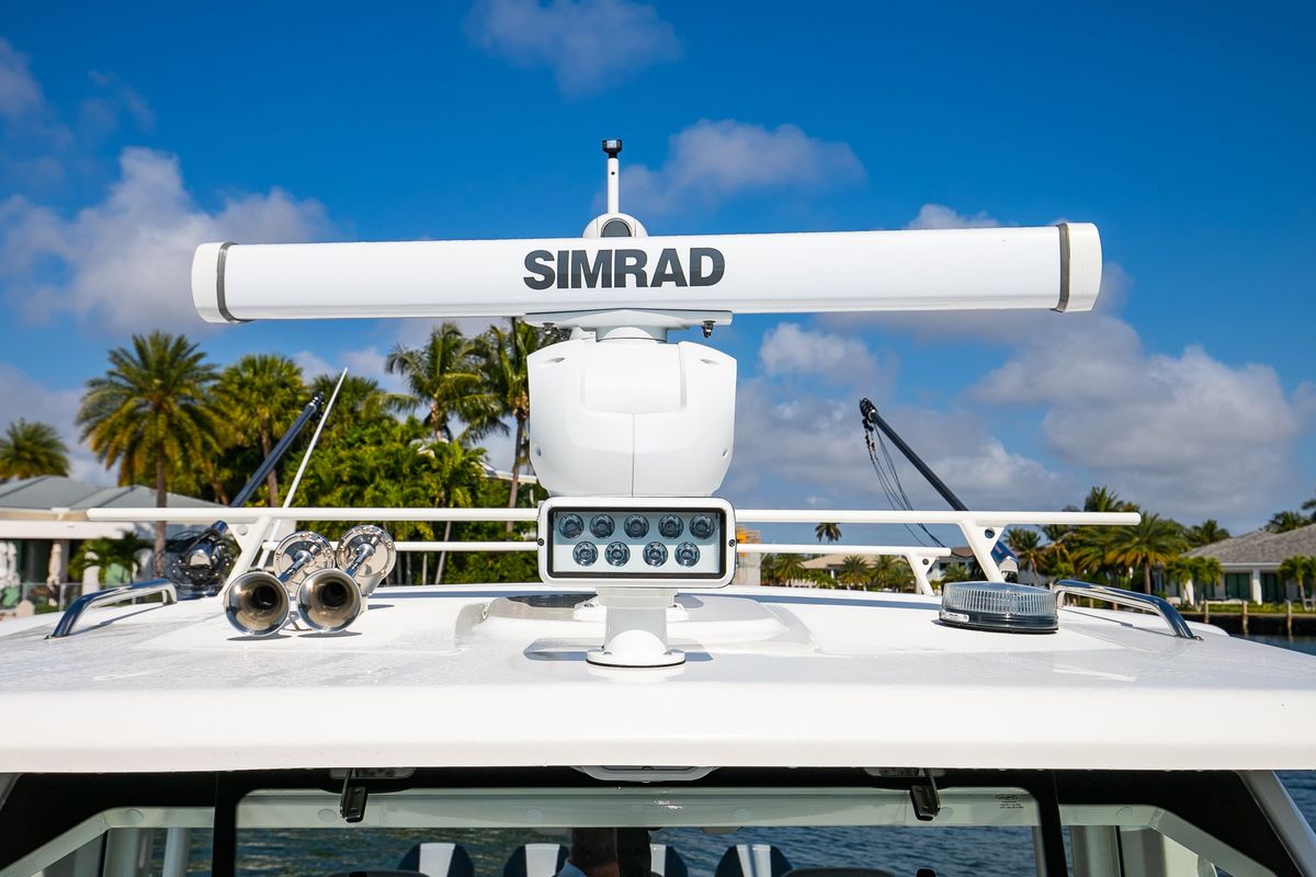 2024 Boston Whaler 42 