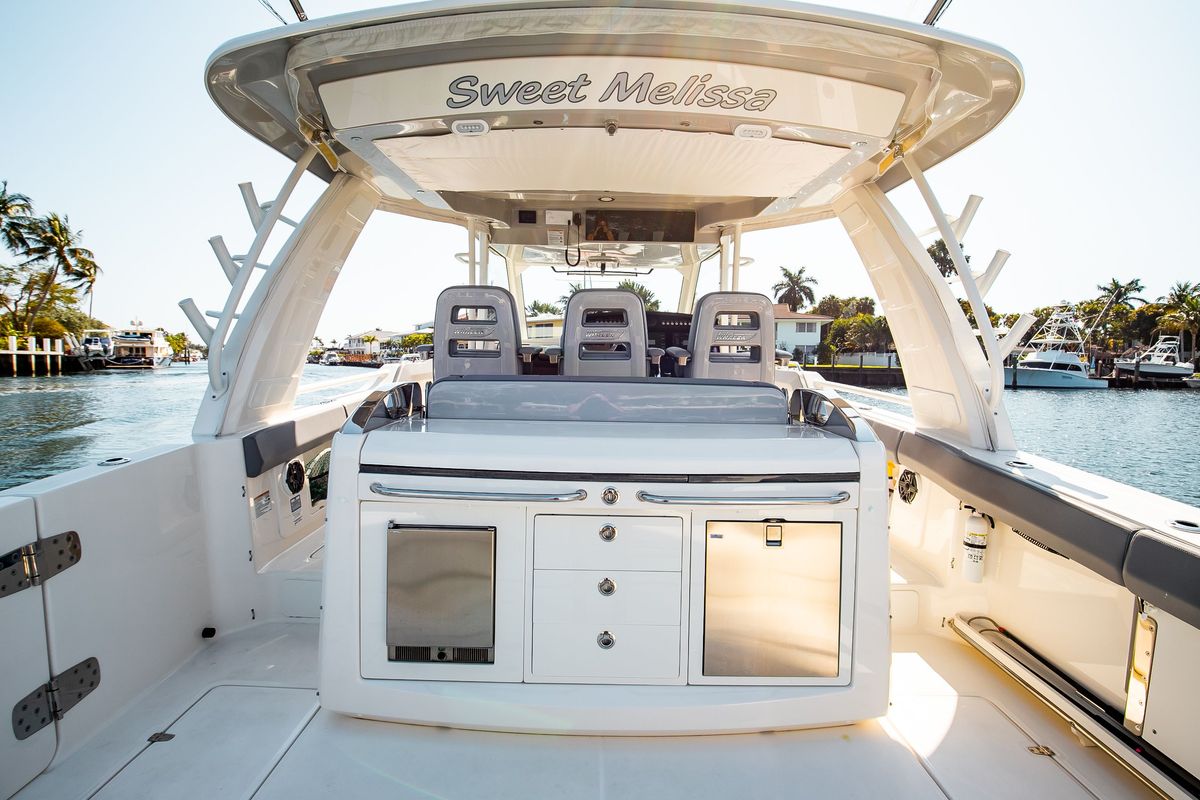 2024 Boston Whaler 42 