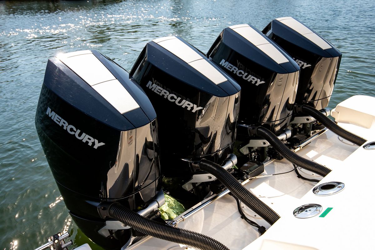 2024 Boston Whaler 42 