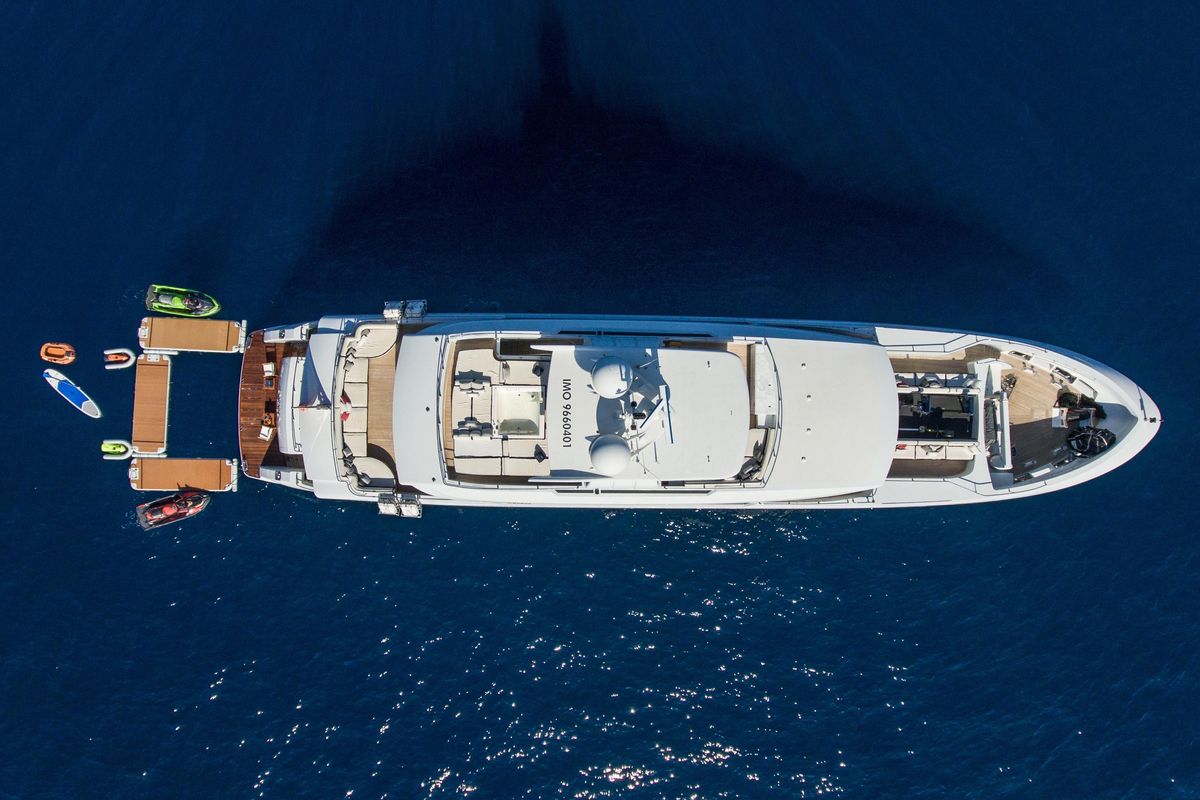 2013 Mondomarine 134 