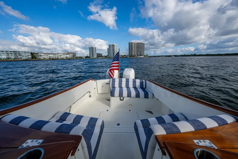 Elevenceas Yacht Photos Pics 