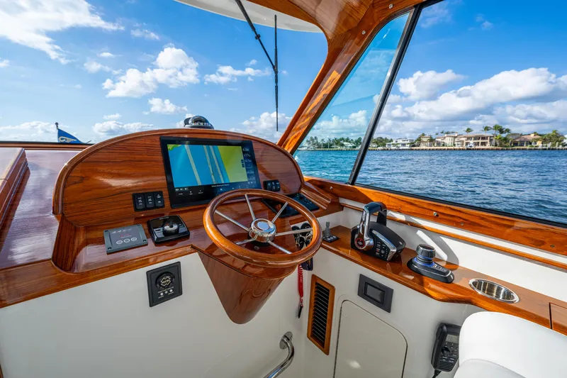 Elevenceas Yacht Photos Pics 