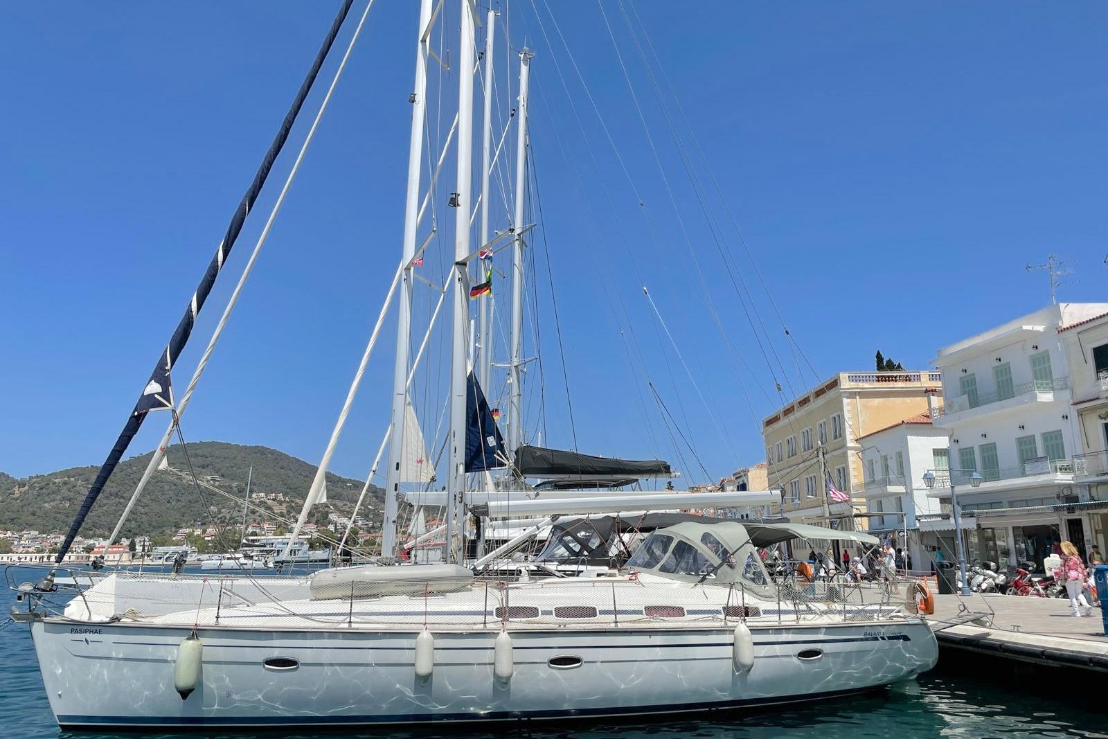 2004 Bavaria Cruiser 46