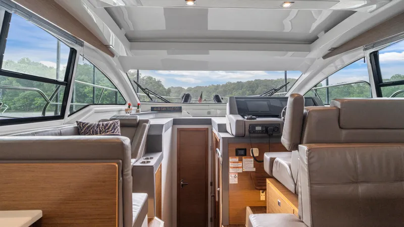 Bailey's Booty Yacht Photos Pics 