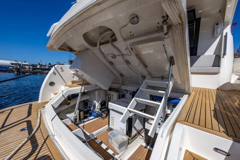 True North Yacht Photos Pics Lazarette