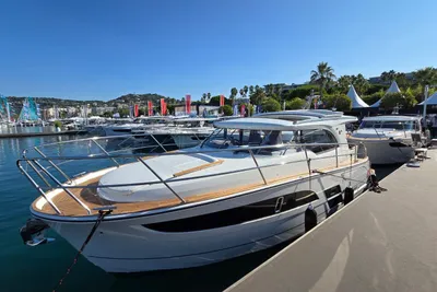 2026 Marex 330 Scandinavia