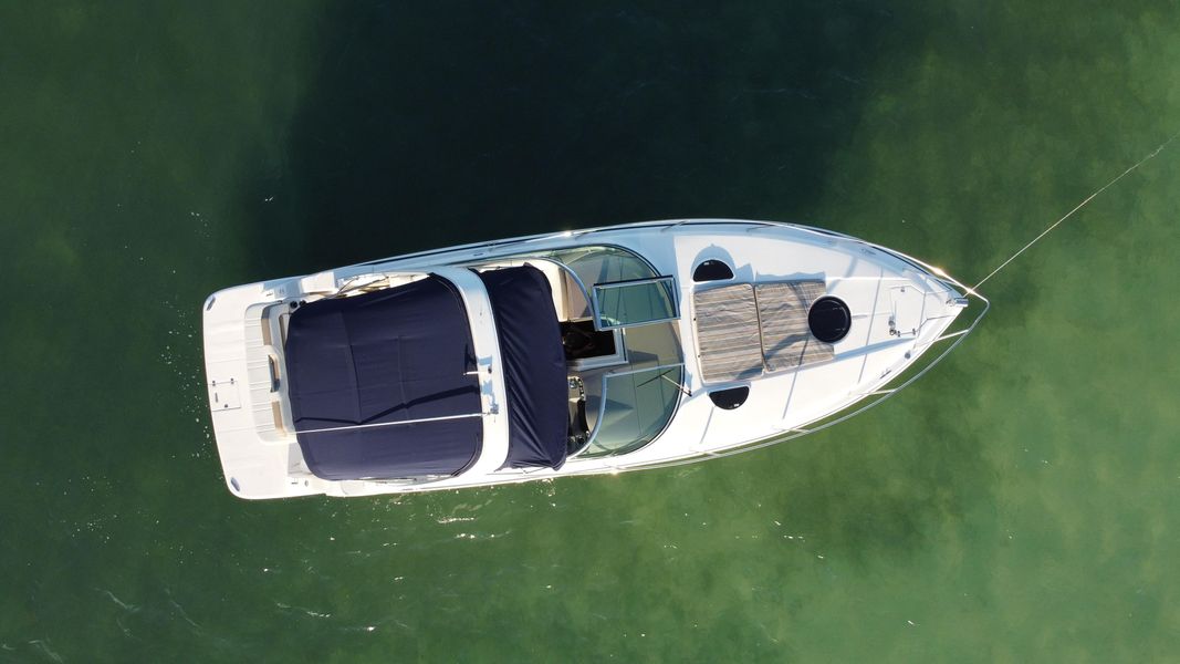 2017 Regal 32 Express