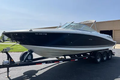 Sea Ray 270 SLX