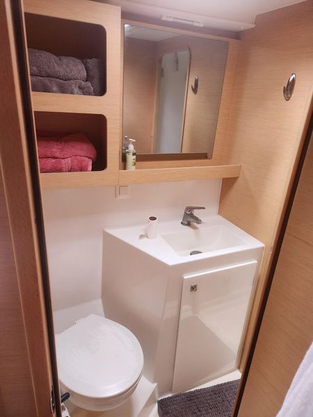 2017 Lagoon 42