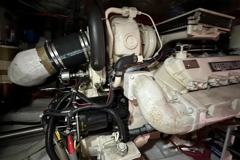 Rover Yacht Photos Pics Engine room of 1993 Ocean Alexander 460 yacht, featuring a Caterpillar engine.
